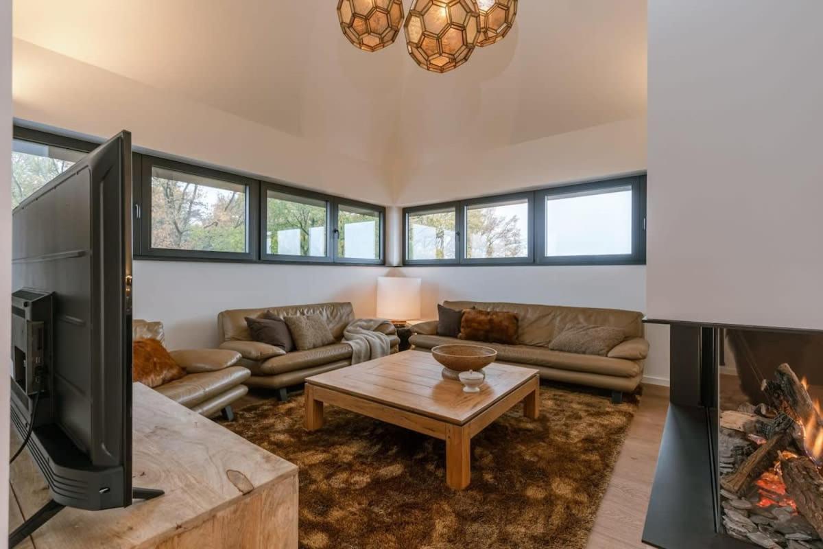 Huswell - Luxurious Apartment With Parking Beernem Extérieur photo
